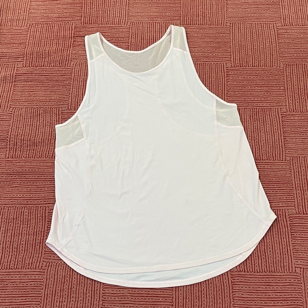 Lululemon Women's light pink Sleeveless exercise tank Top